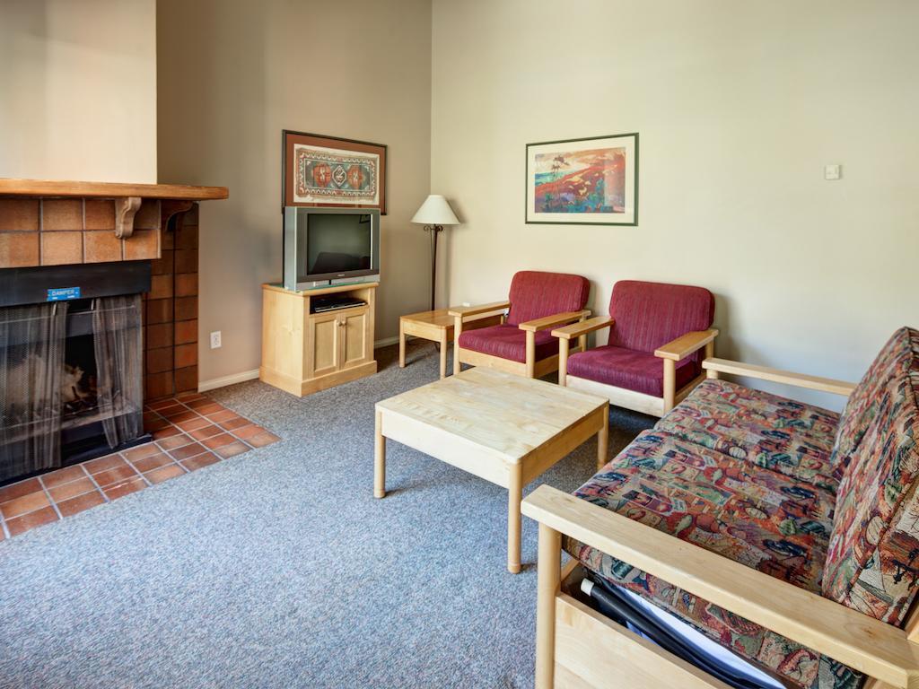 Panorama Mountain Resort - Toby Creek / Horsethief Condos الغرفة الصورة